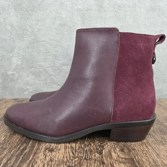 Coach Carmen Booties 6 Wine Red Suede Leather 2 Tone Designer Ankle Zip Classic